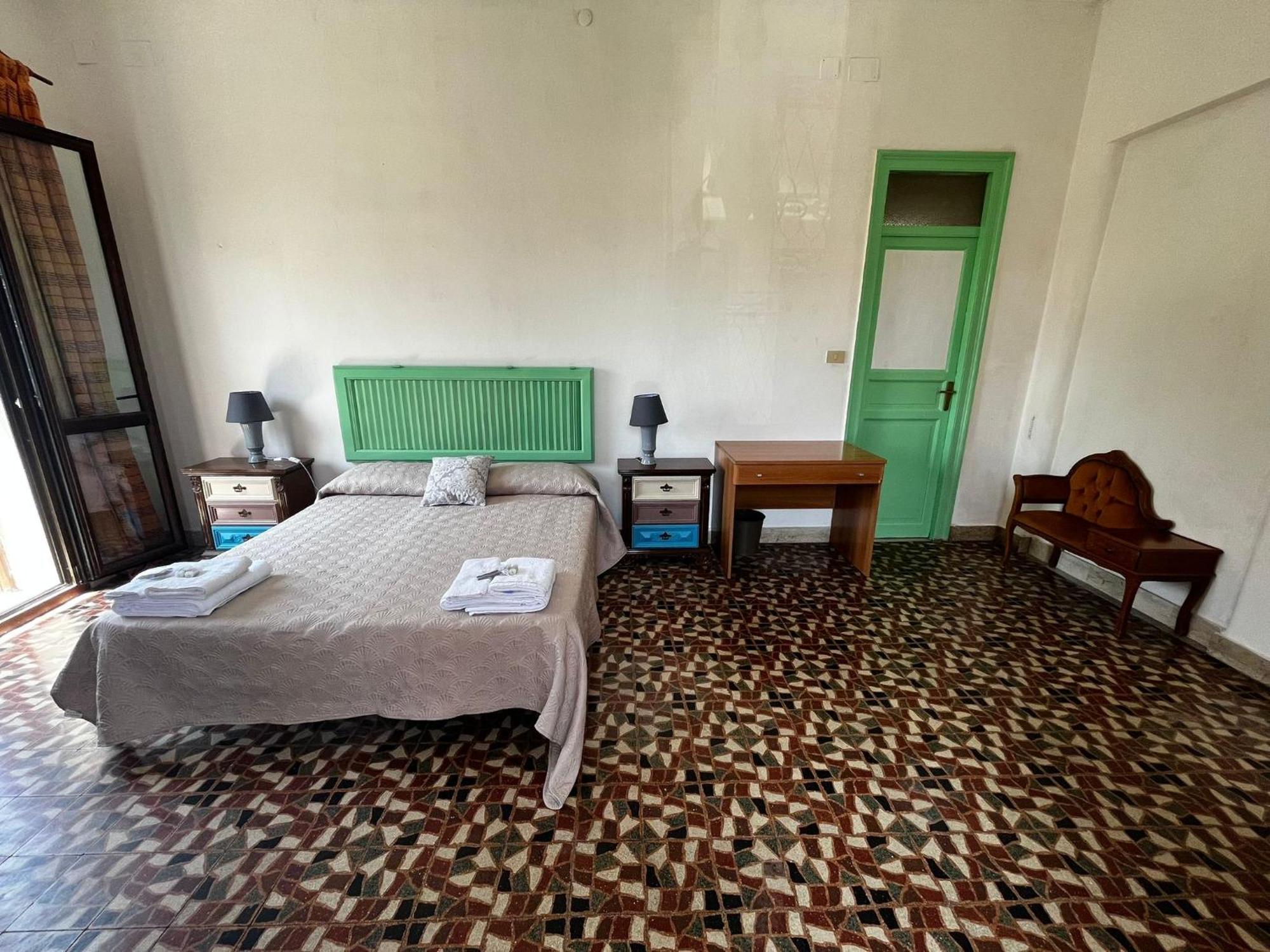 Mille Lire Peppe'S Home Palermo Buitenkant foto